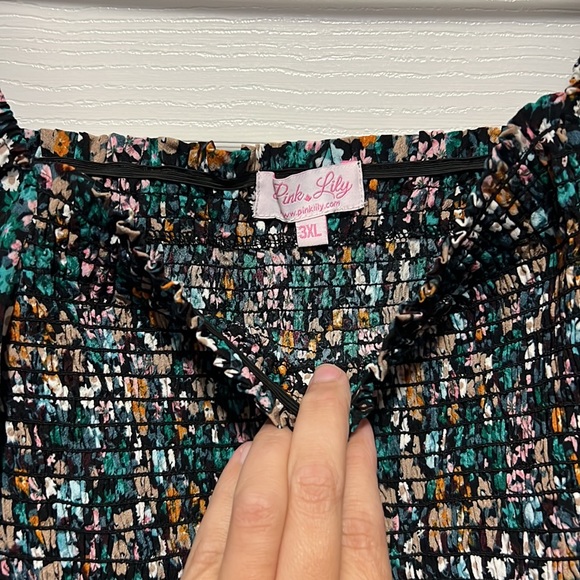 Pink Lily plus size peplum top - Picture 2 of 4